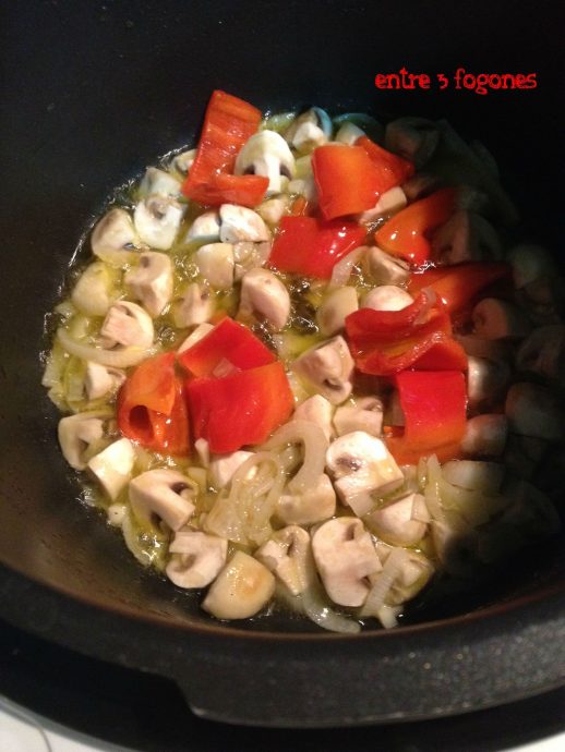 Pollo al Chilindrón