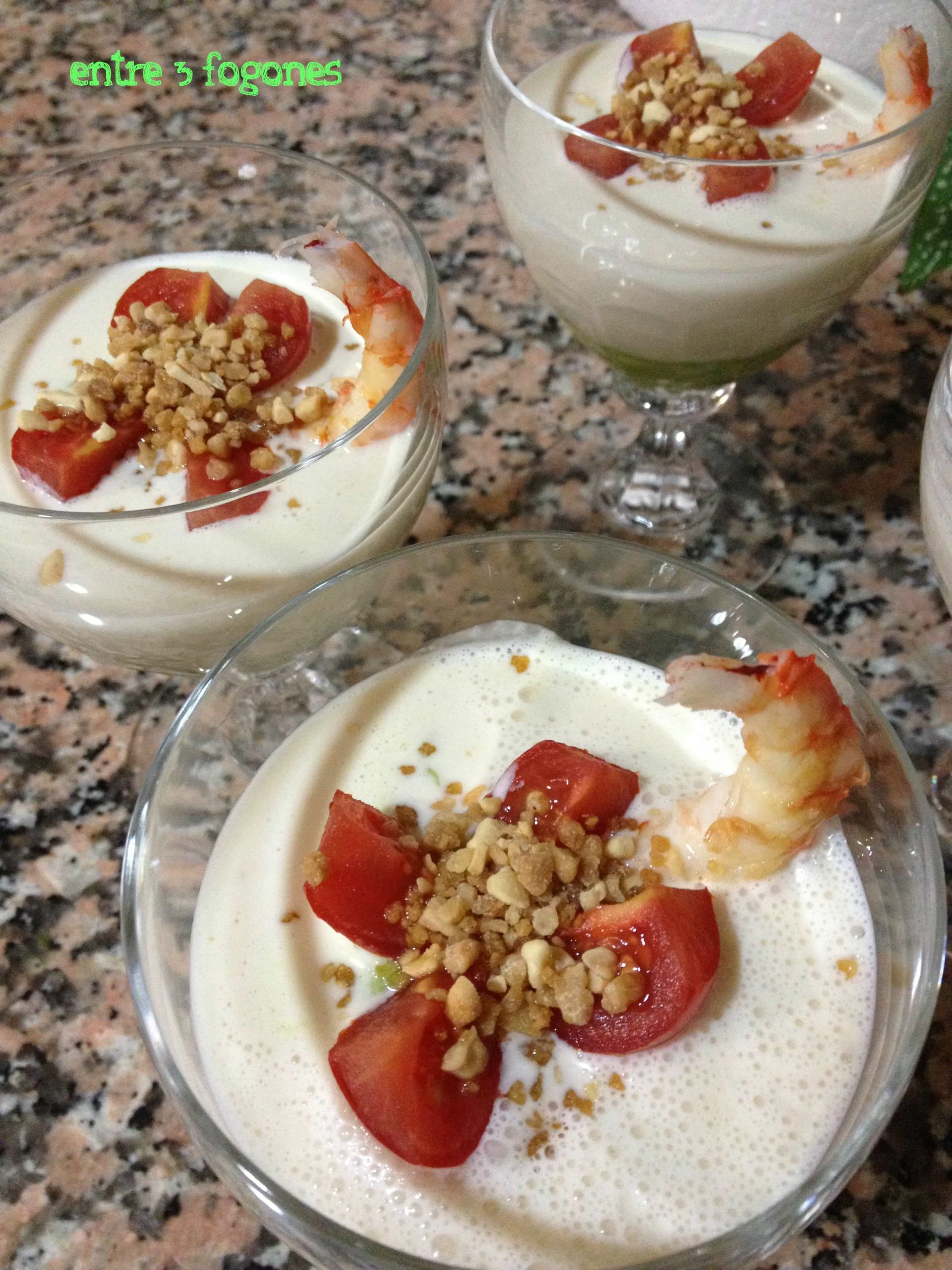 Copa de Aguacate con Gambas y Nata