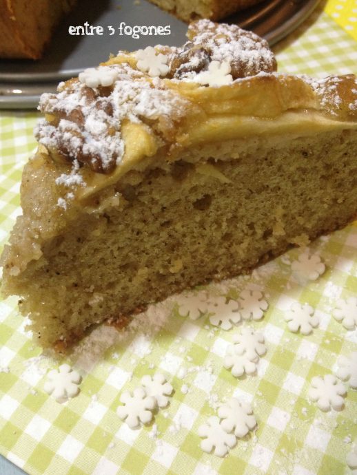 Bizcocho de nueces y manzana