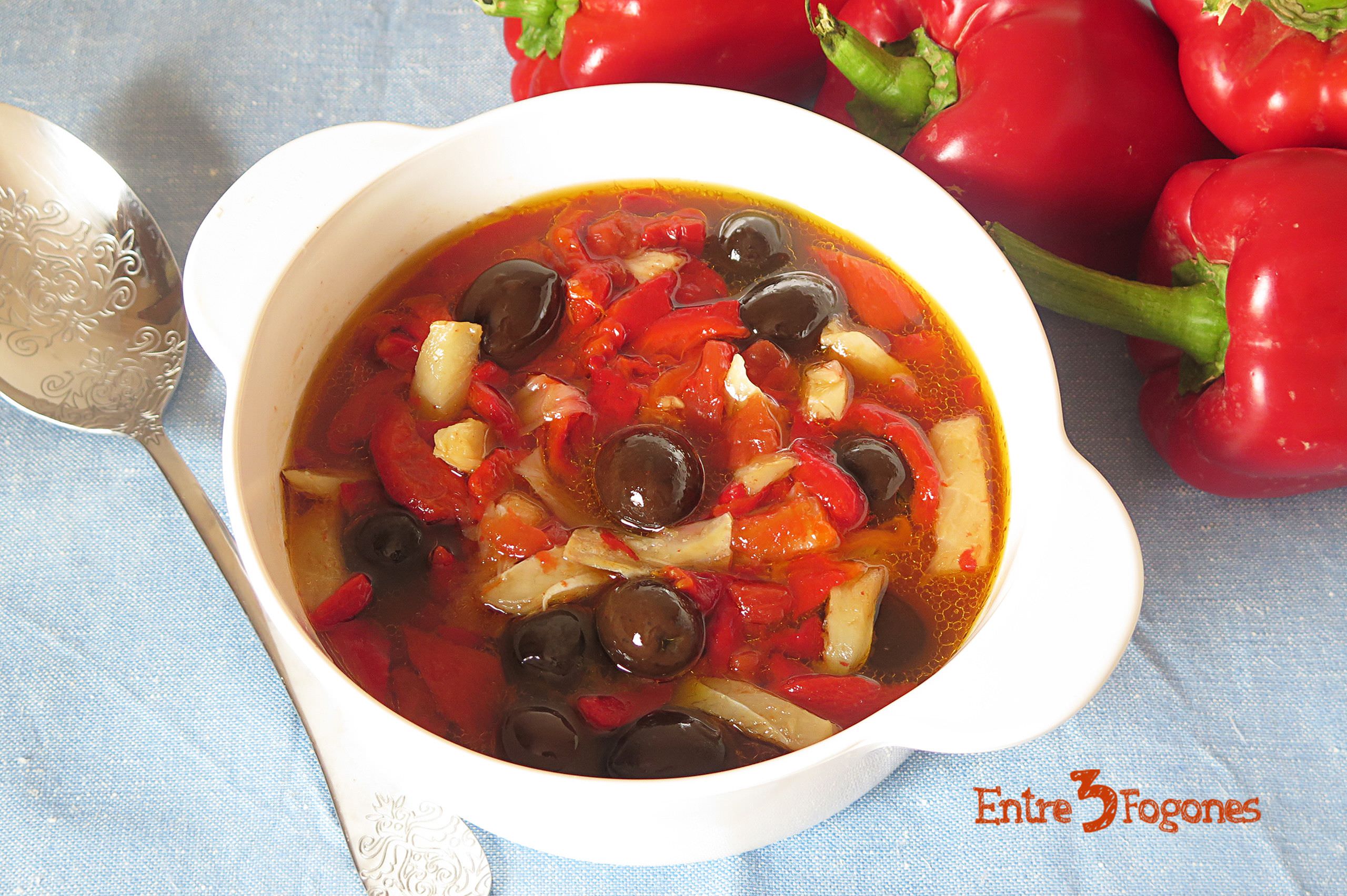 Mojete de Pimientos Rojos Asados con Bacalao