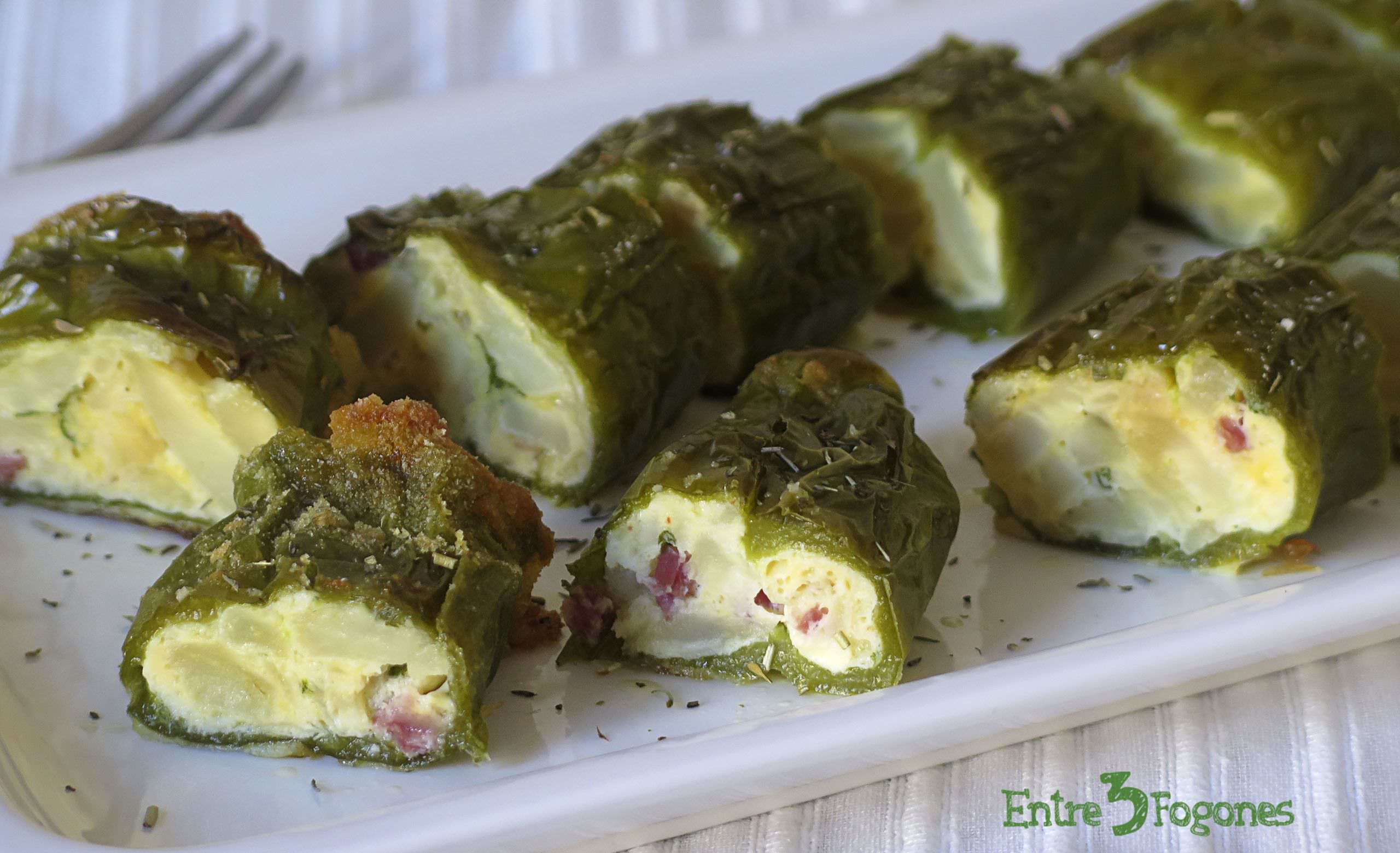 Pimientos Verdes Rellenos de Tortilla de Patatas con Jamón Serrano
