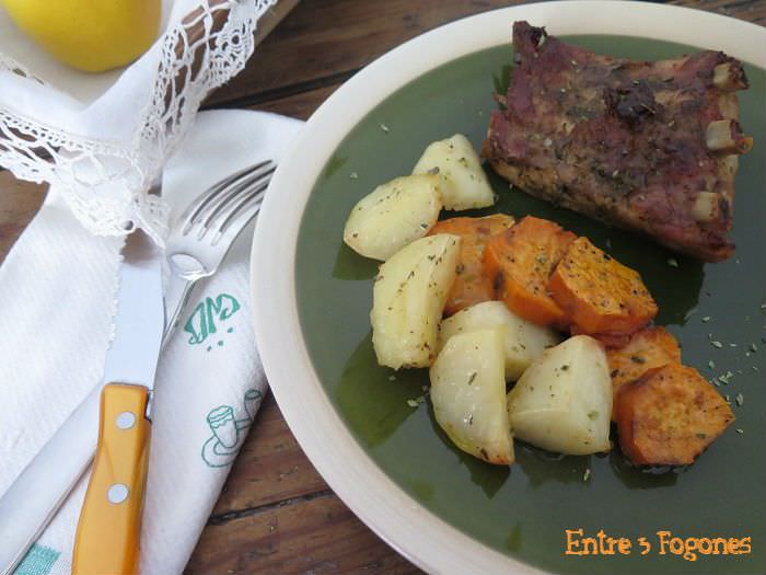Costillar de Cerdo al Horno con Patatas y Batata