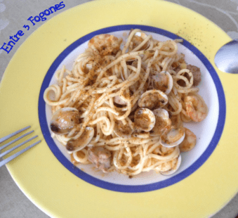 Espaguetis con Almejas y Gambas