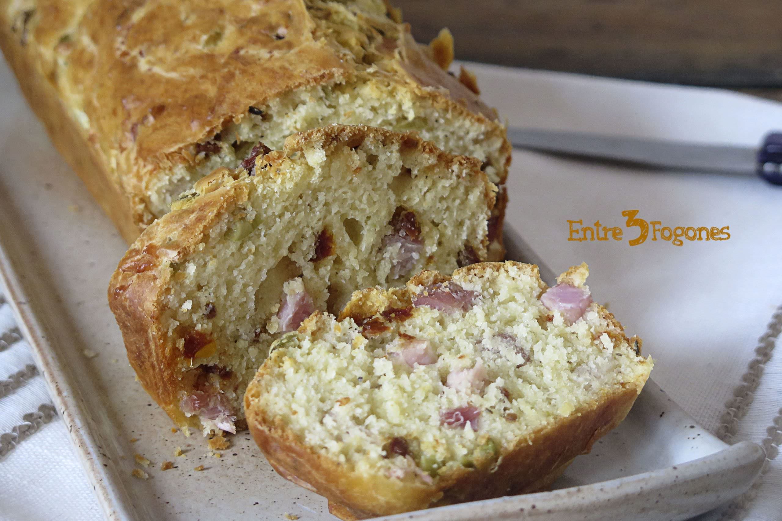 Receta Cake con Torreznos de Soria y Tomates Confitados