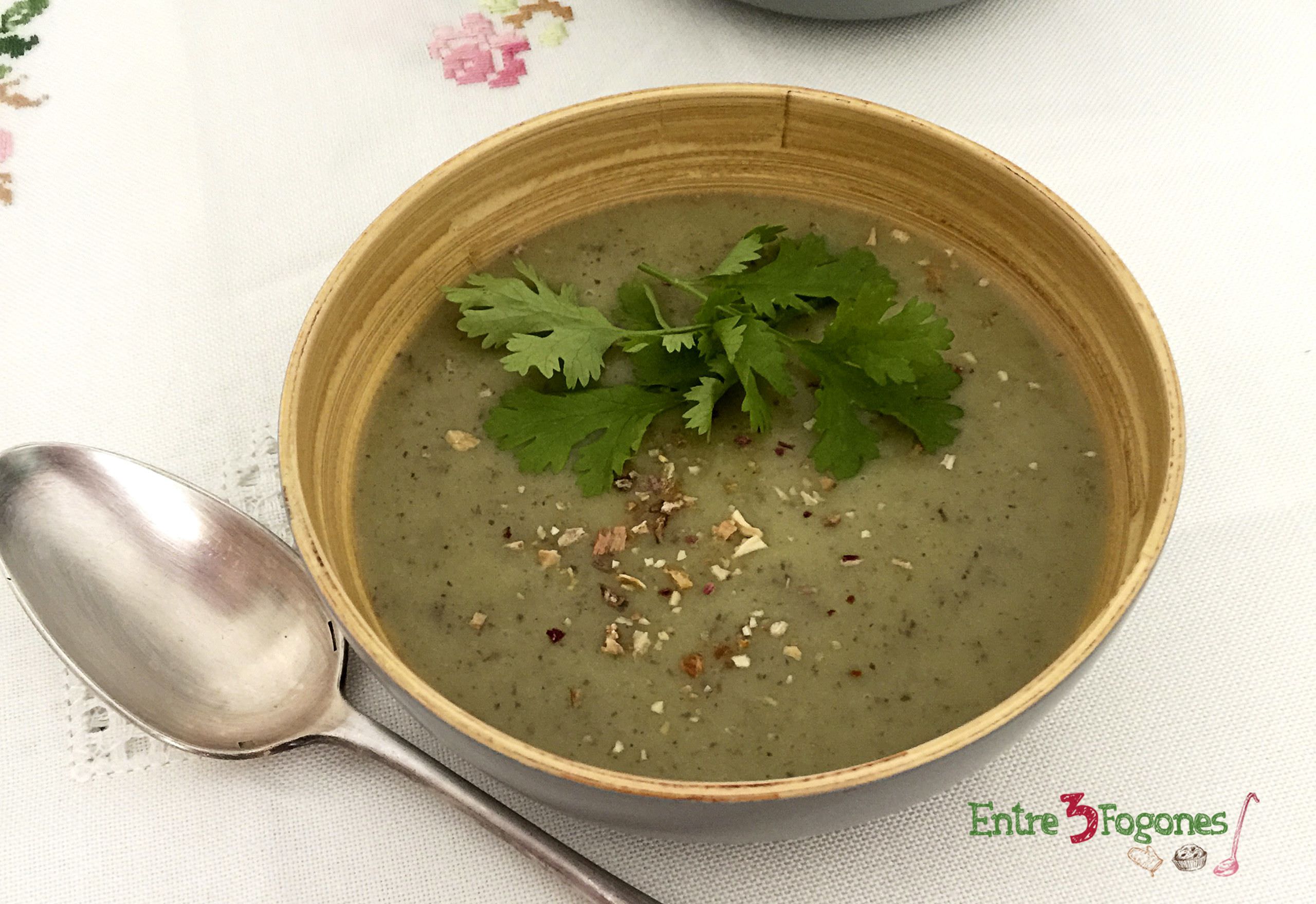 Receta Crema de Brócoli y Champiñones al Cilantro