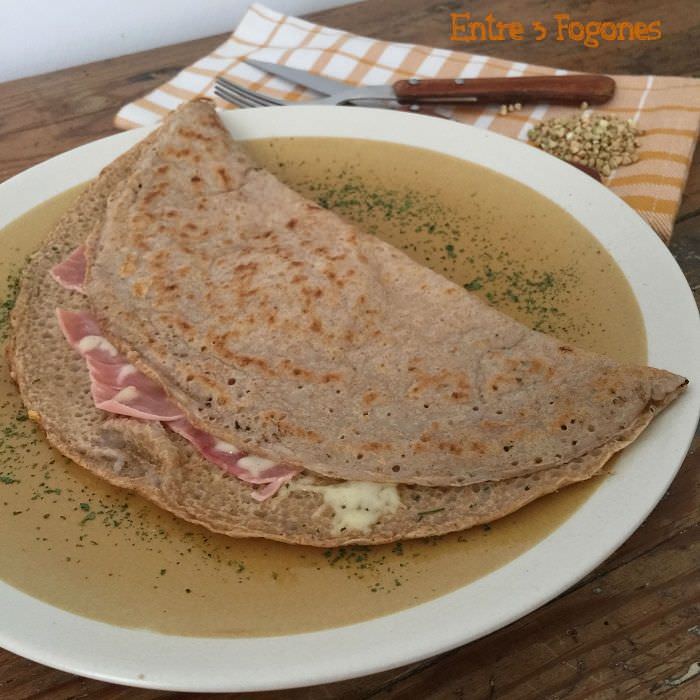 Receta Crêpes de Trigo Sarraceno con Jamón York, Huevo y Queso