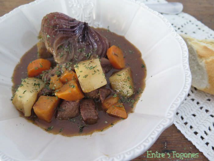 Receta Estofado de Ternera con Chocolate y Batata