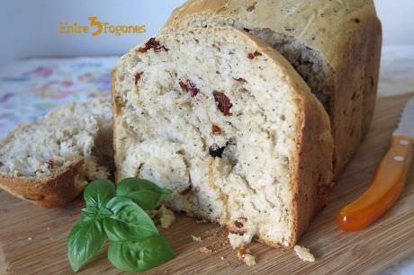 Receta Pan de Tomates Secos Marinados con y sin Panificadora