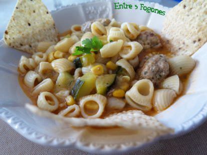 Receta Sopa de Albóndigas Receta Sopa de Albóndigas