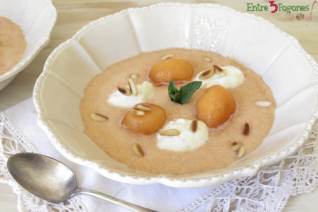 Receta Sopa de Melón al Oporto con Crema de Menta
