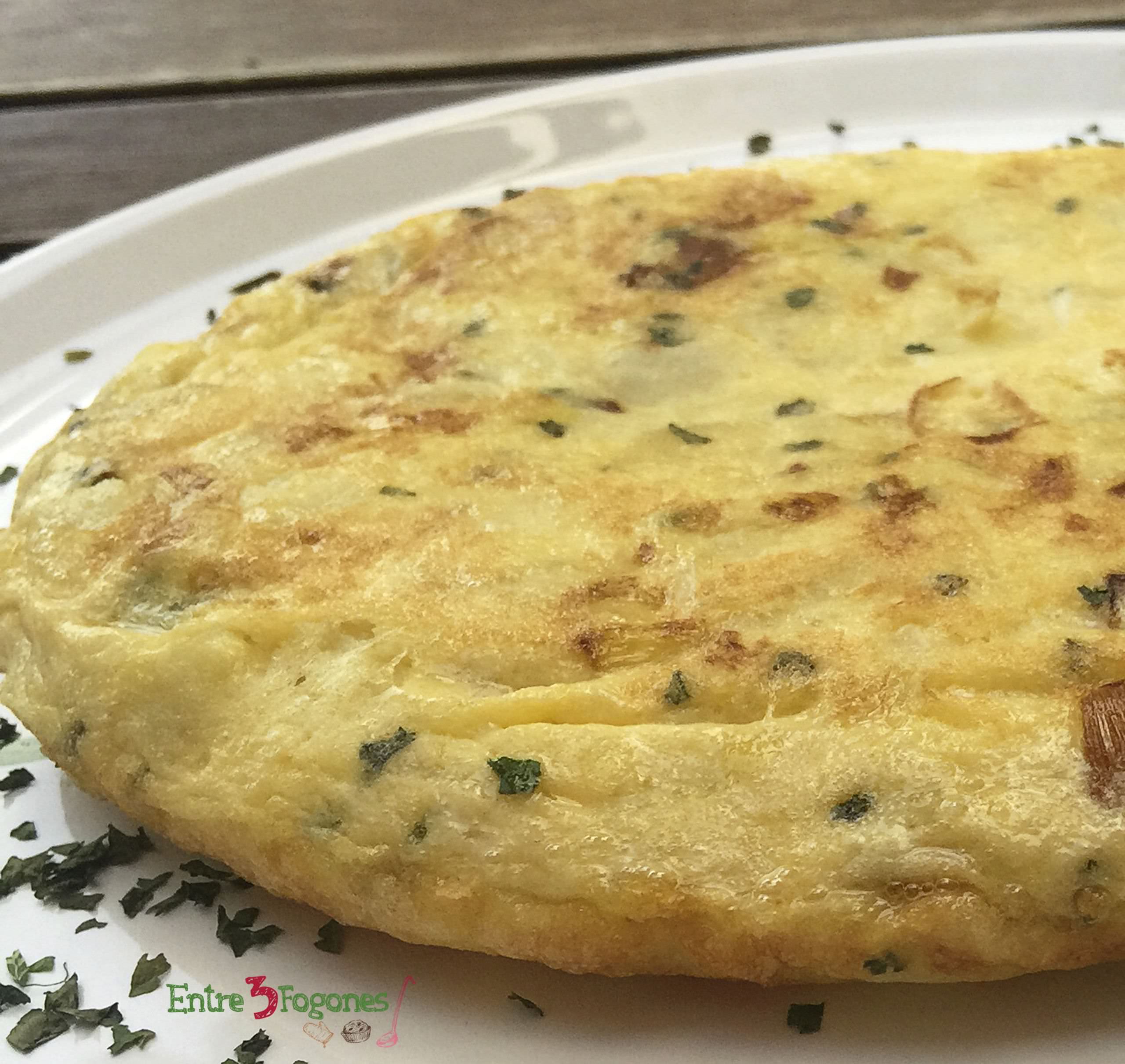 Tortilla de Patatas con Puerro y Cilantro