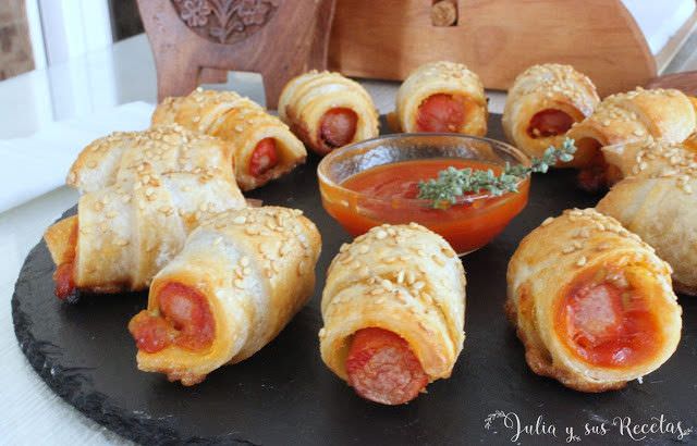 Salchichas enrolladas
