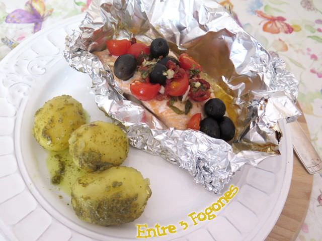 Salmón en Papillote al Horno Salmón en Papillote al Horno